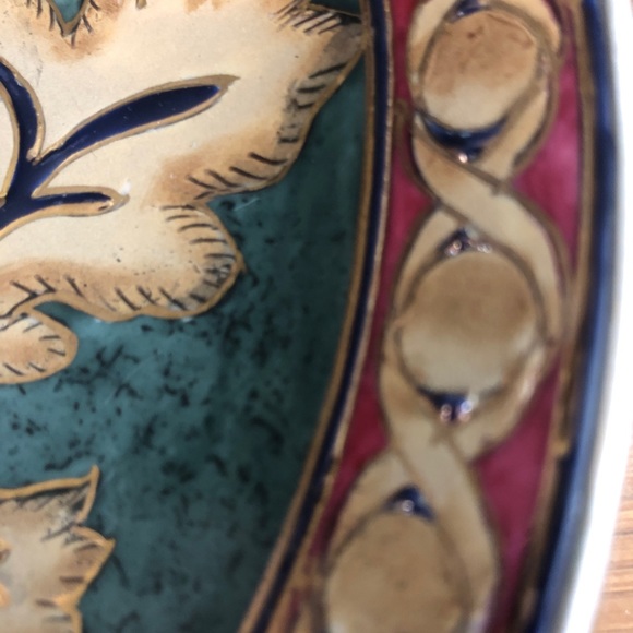Oriental Accents Cloisonné Decorative Plate.   Red, Green, Cream, Navy & Gold - Picture 5 of 9